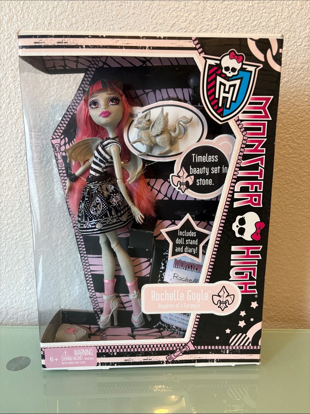 Rare 2011/2012 Monster High Rochelle Goyle -Daughter of a Gargoyle G1 first wave